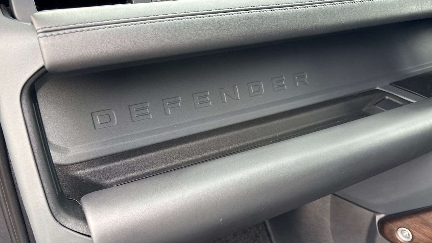 Used Land Rover Defender 2022 for sale - 76587549: Photo 30