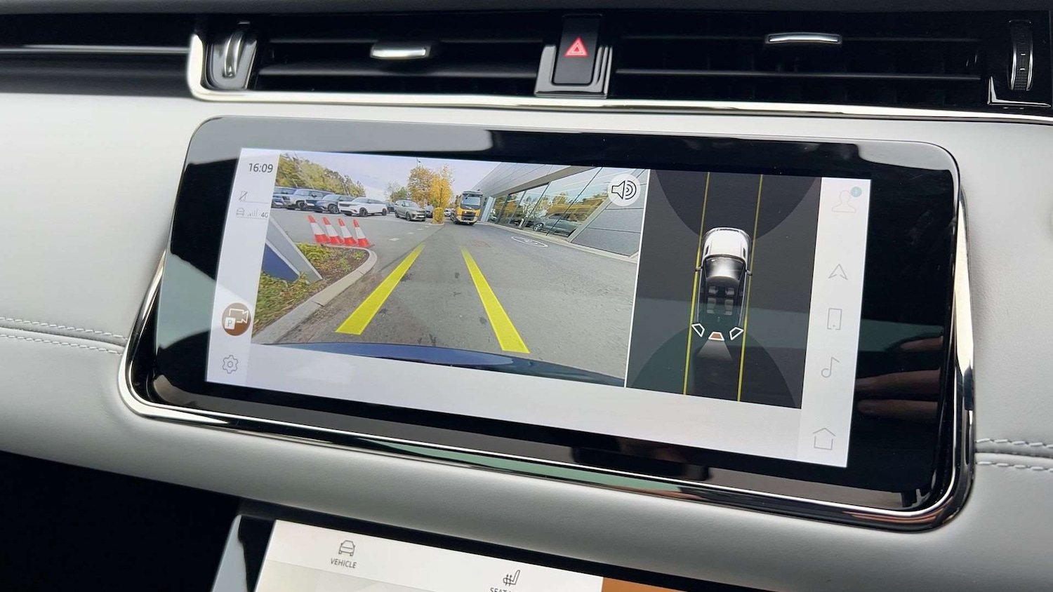 Used Land Rover Range Rover Evoque 2022 for sale - 76460524: Photo 12