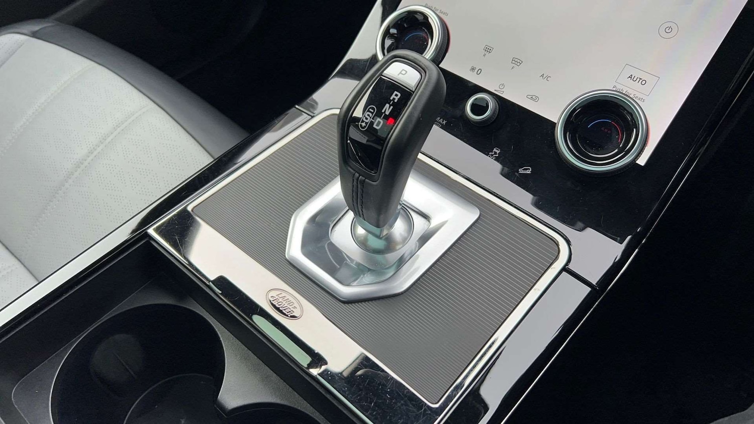 Used Land Rover Range Rover Evoque 2022 for sale - 76460524: Photo 13