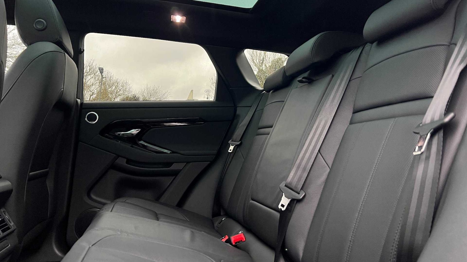 Used Land Rover Range Rover Evoque 2025 for sale - 76459867: Photo 23