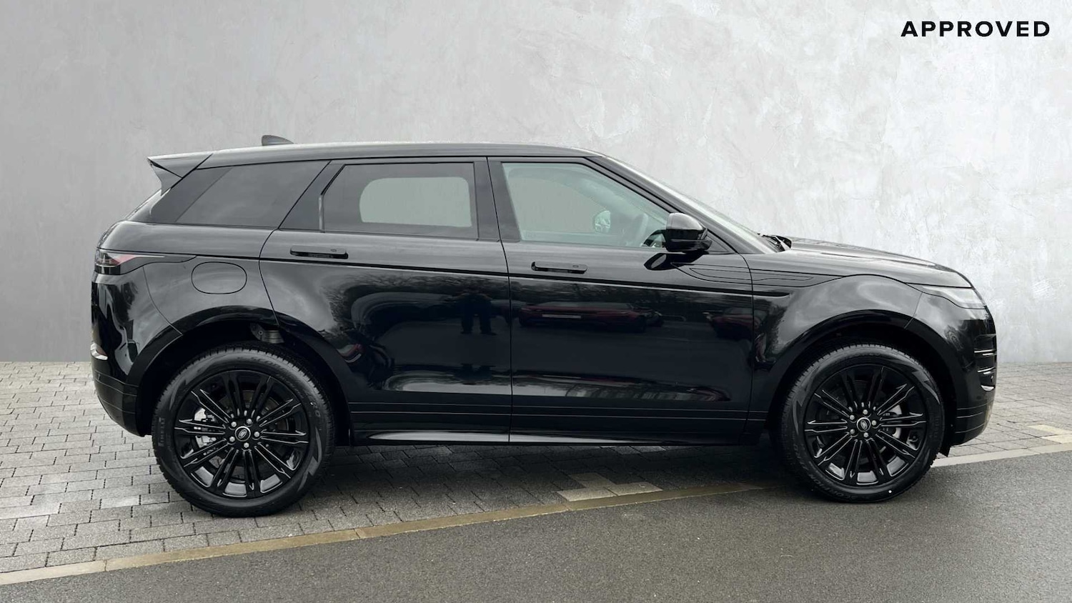 Used Land Rover Range Rover Evoque 2025 for sale - 76459867: Photo 5