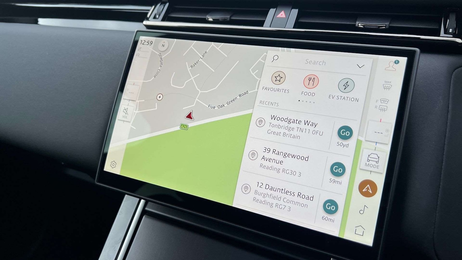 Used Land Rover Range Rover Velar 2025 for sale - 76967834: Photo 11