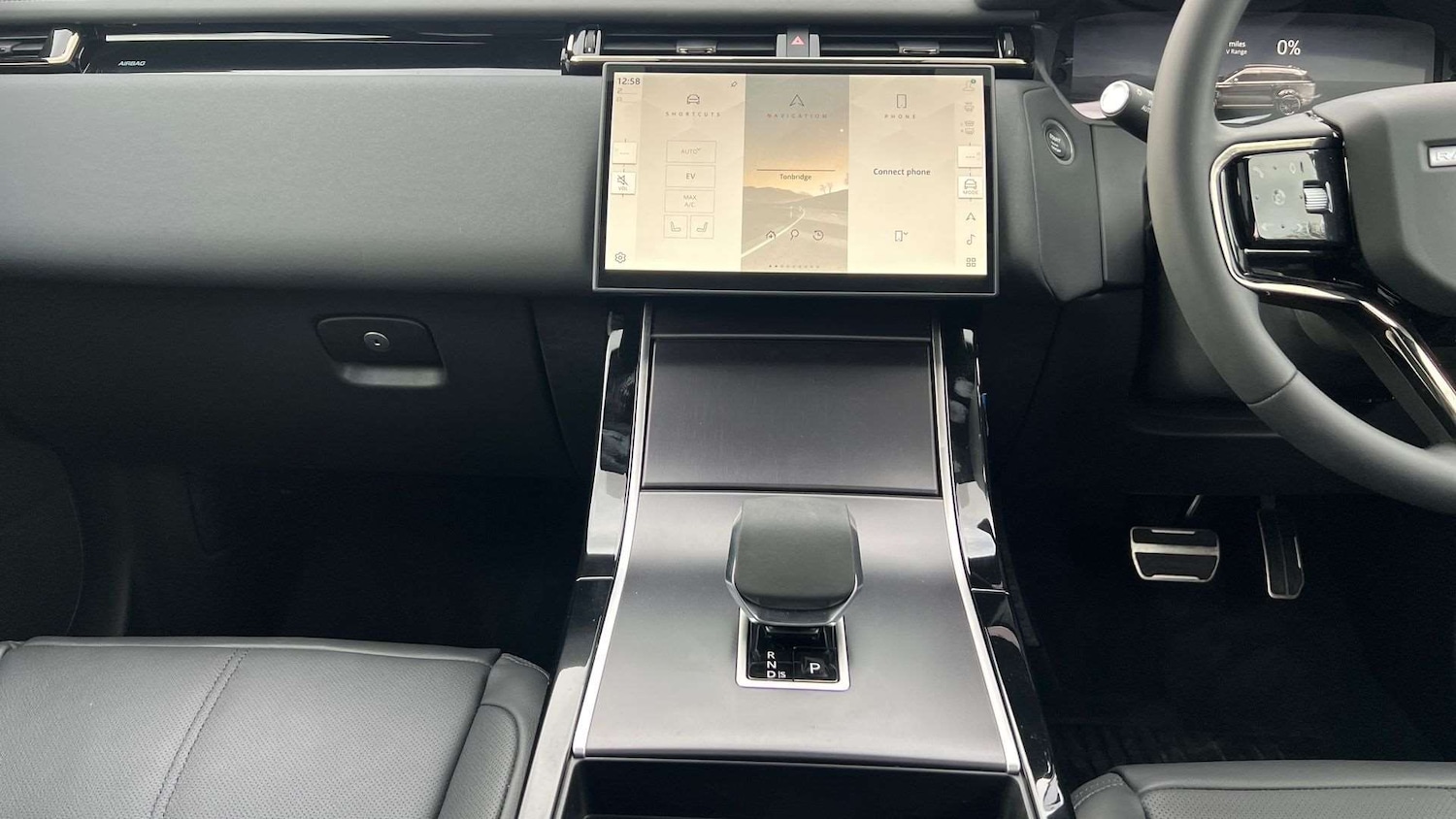 Used Land Rover Range Rover Velar 2025 for sale - 76967834: Photo 14