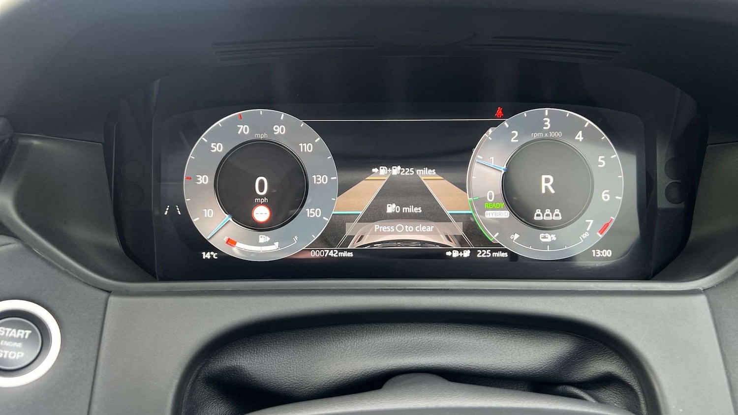 Used Land Rover Range Rover Velar 2025 for sale - 76967834: Photo 16