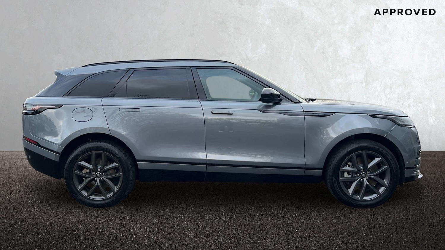 Used Land Rover Range Rover Velar 2025 for sale - 76967834: Photo 5