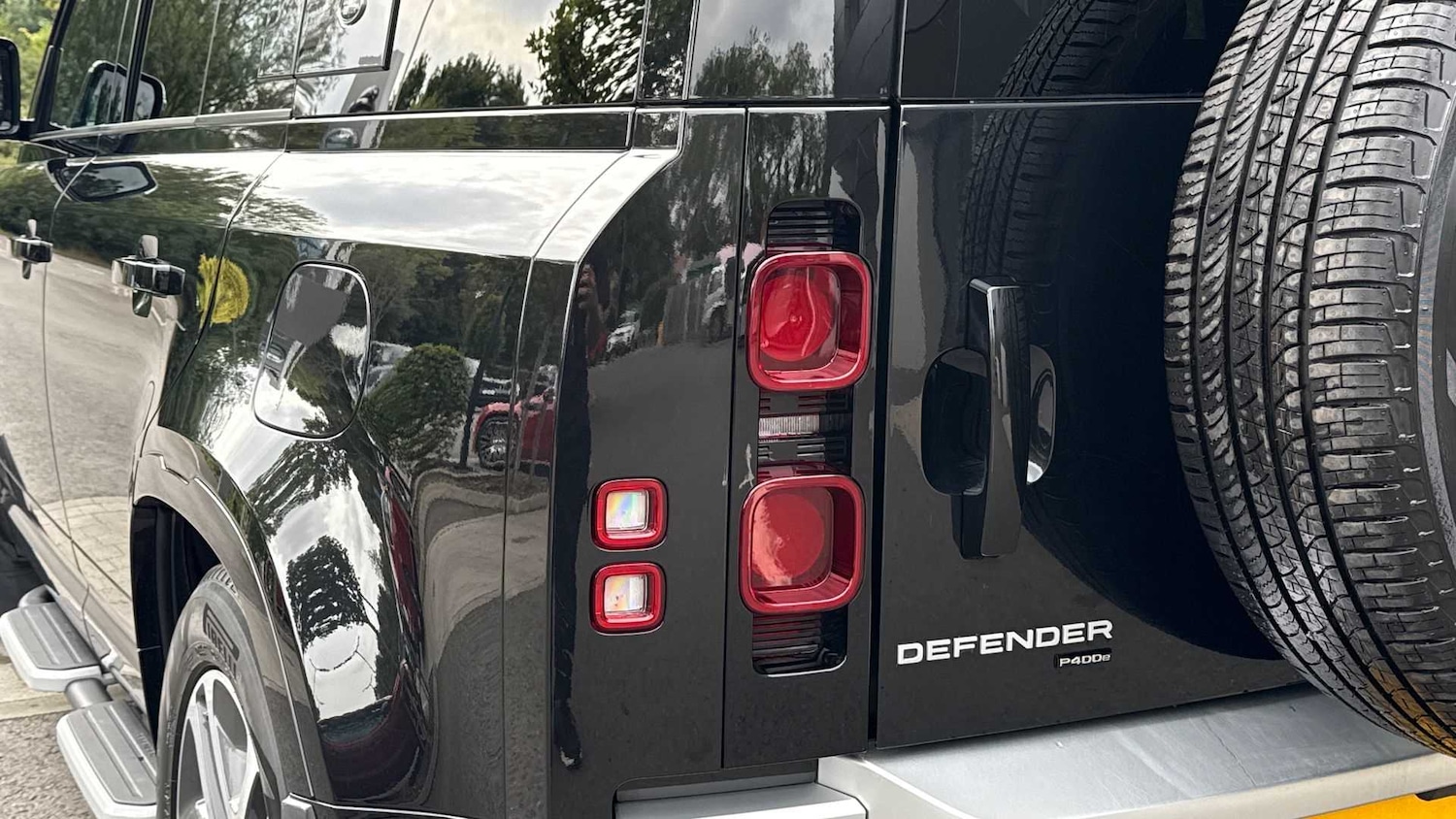 Used Land Rover Defender 2022 for sale - 76460642: Photo 19