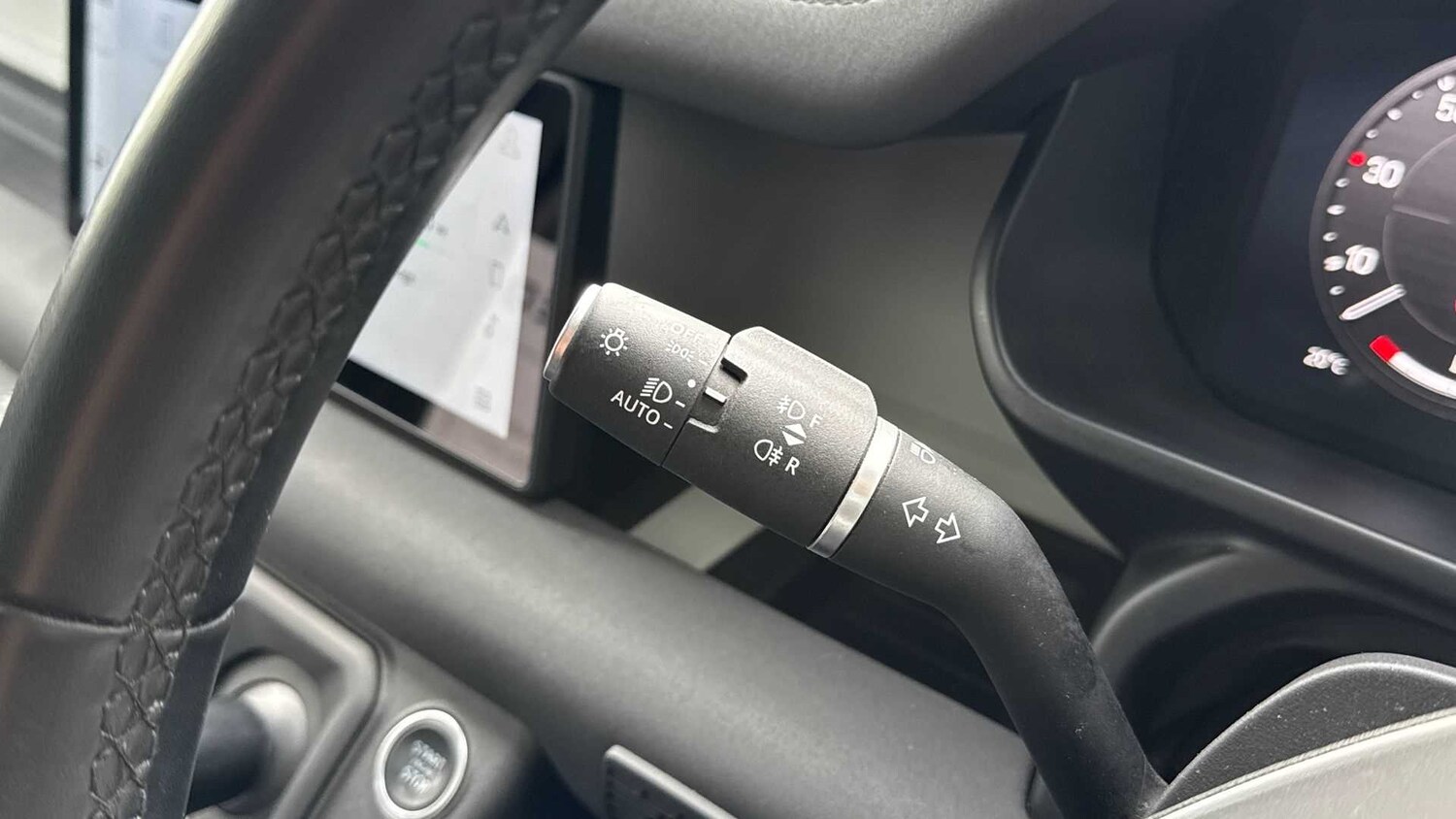 Used Land Rover Defender 2022 for sale - 76460642: Photo 26