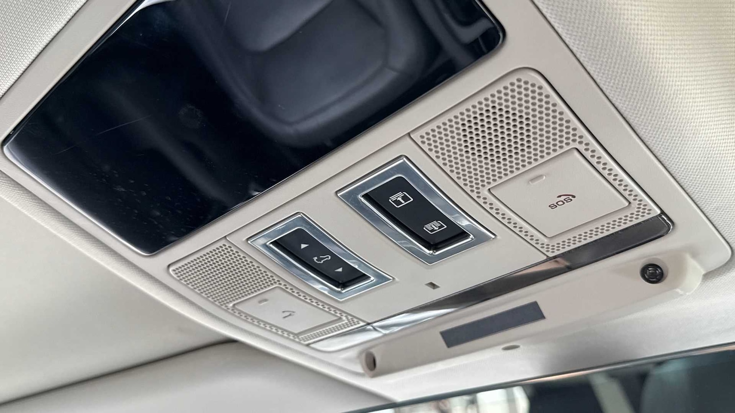 Used Land Rover Defender 2022 for sale - 76460642: Photo 35