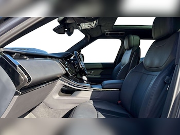 Used Land Rover Range Rover Sport 2024 for sale - 76460677: Photo