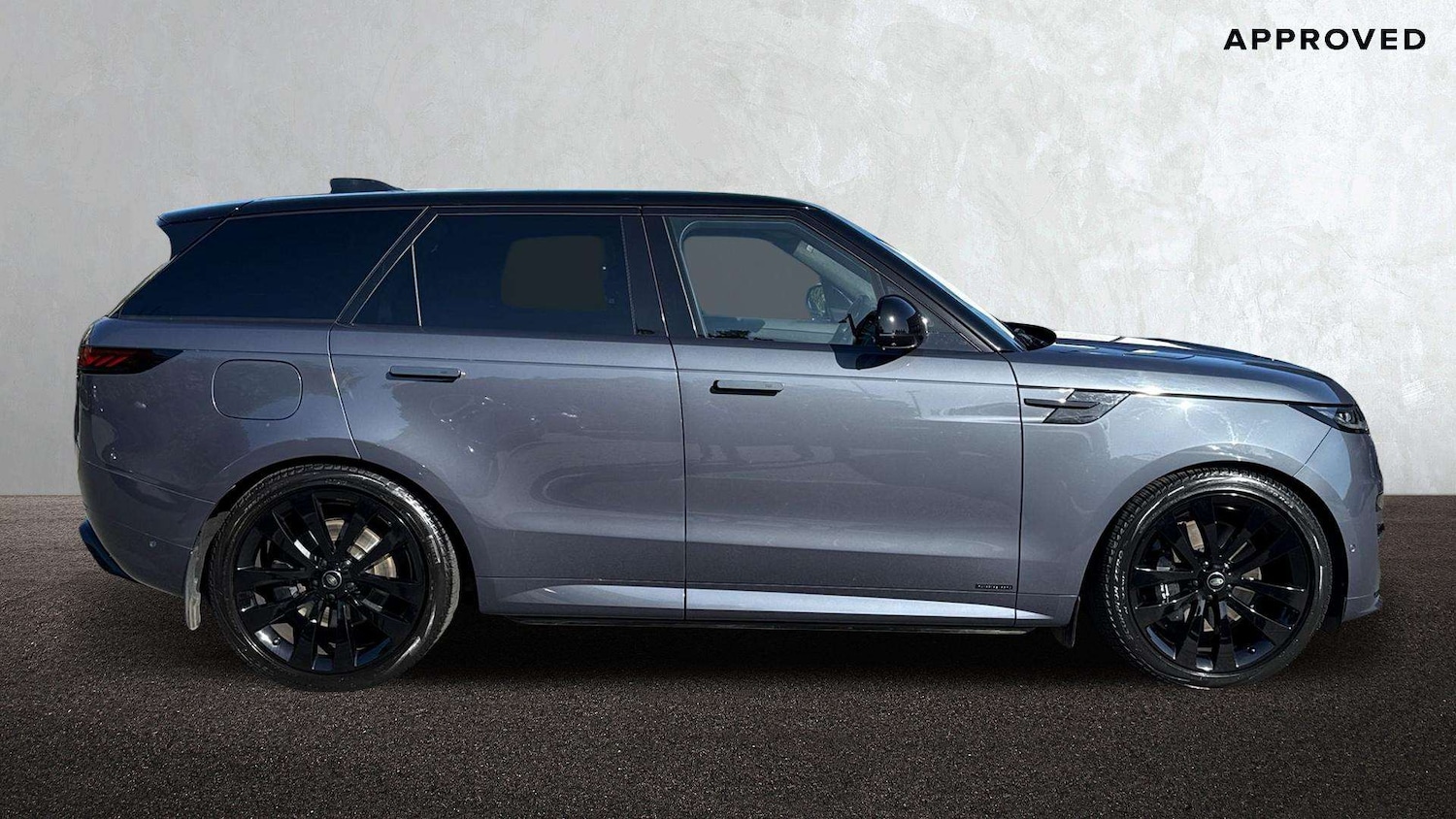 Used Land Rover Range Rover Sport 2024 for sale - 76460677: Photo 5