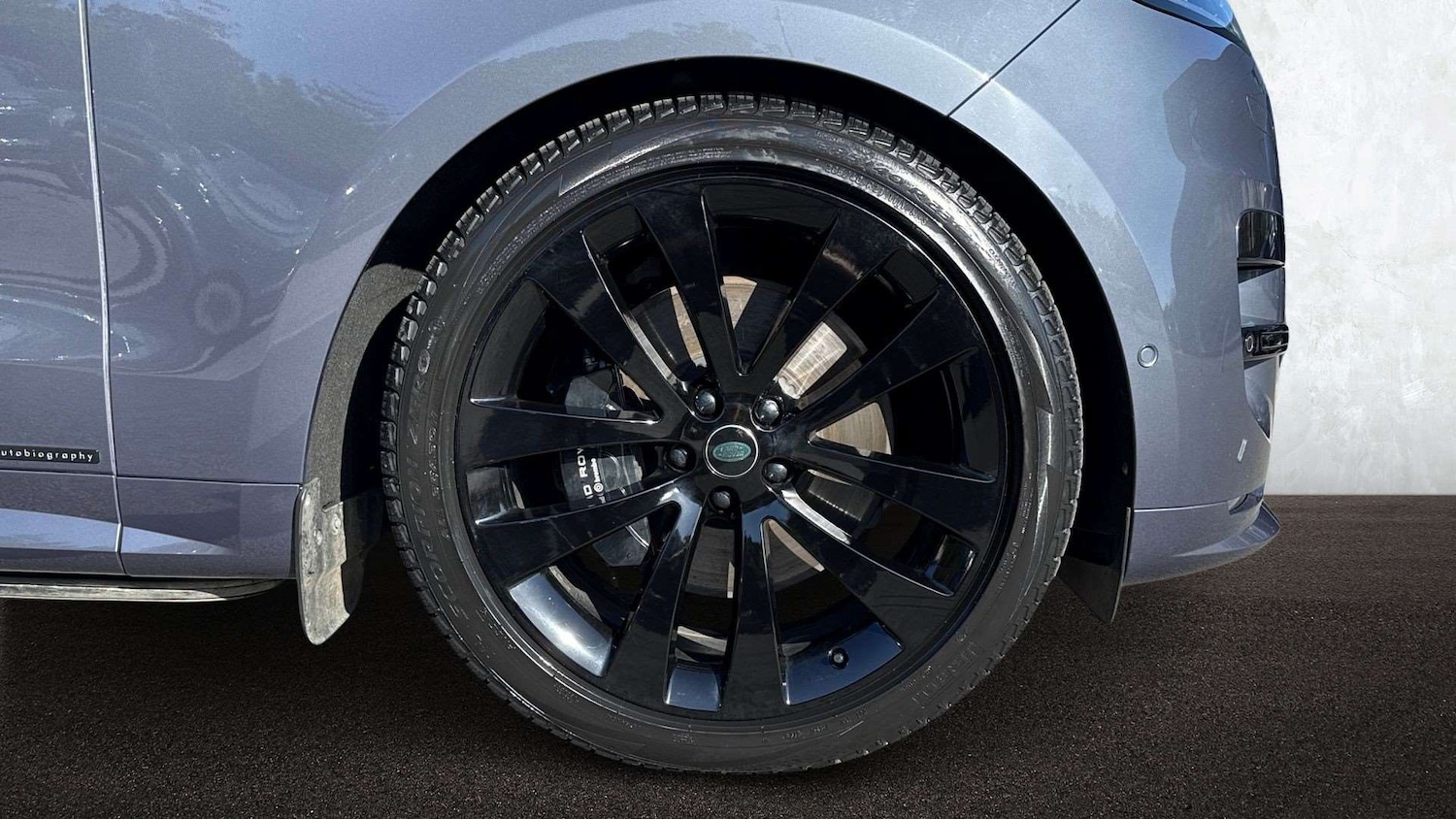 Used Land Rover Range Rover Sport 2024 for sale - 76460677: Photo 8