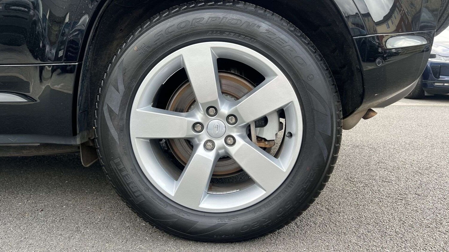 Used Land Rover Defender 2024 for sale - 77500253: Photo 33