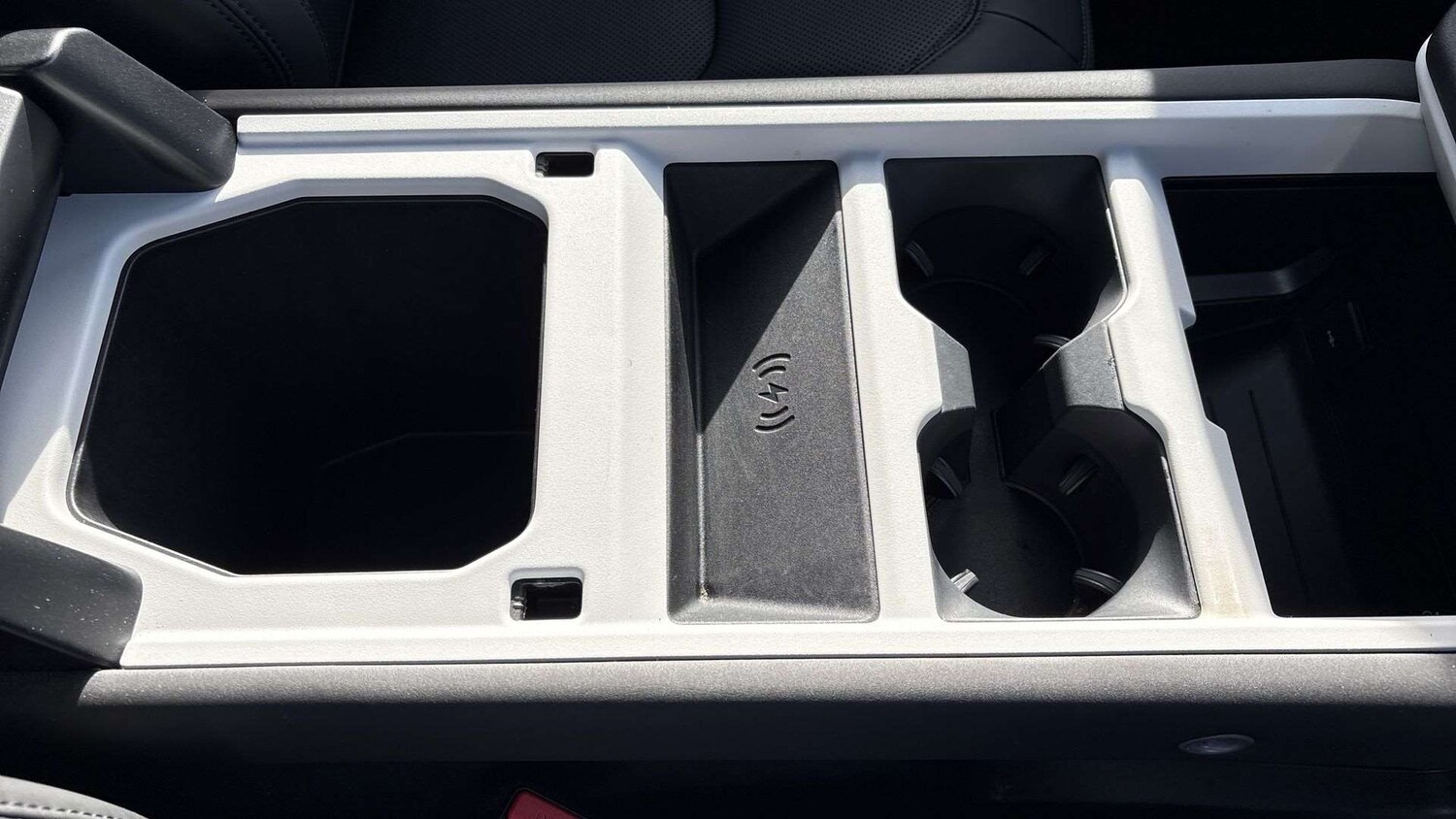 Used Land Rover Defender 2025 for sale - 77526908: Photo 34