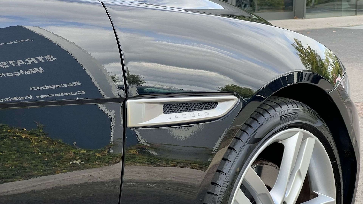 Used Jaguar XE 2019 for sale - 76459998: Photo 20