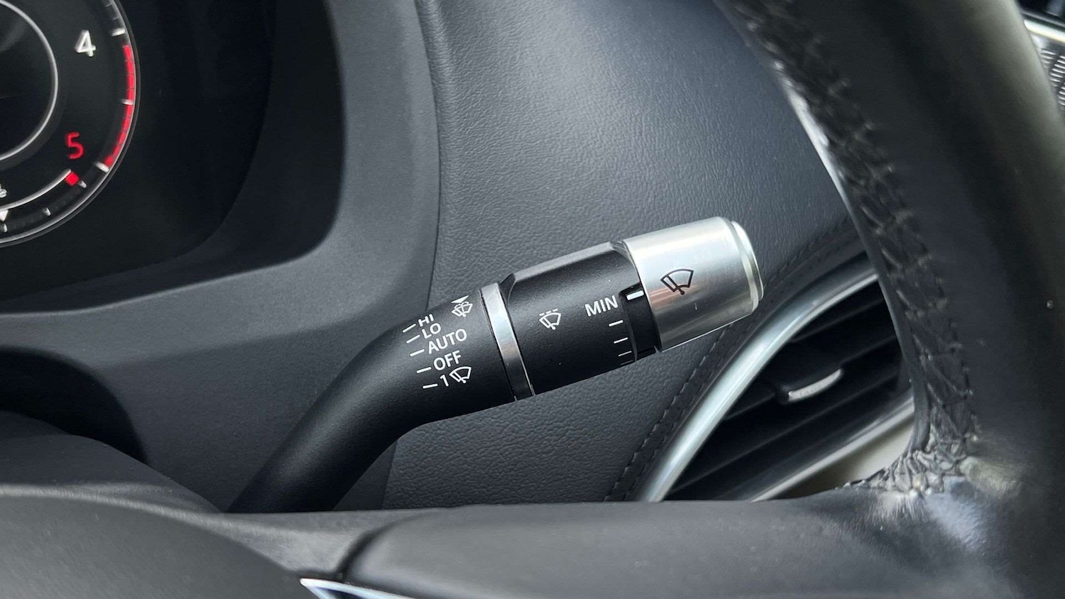 Used Jaguar XE 2019 for sale - 76459998: Photo 26