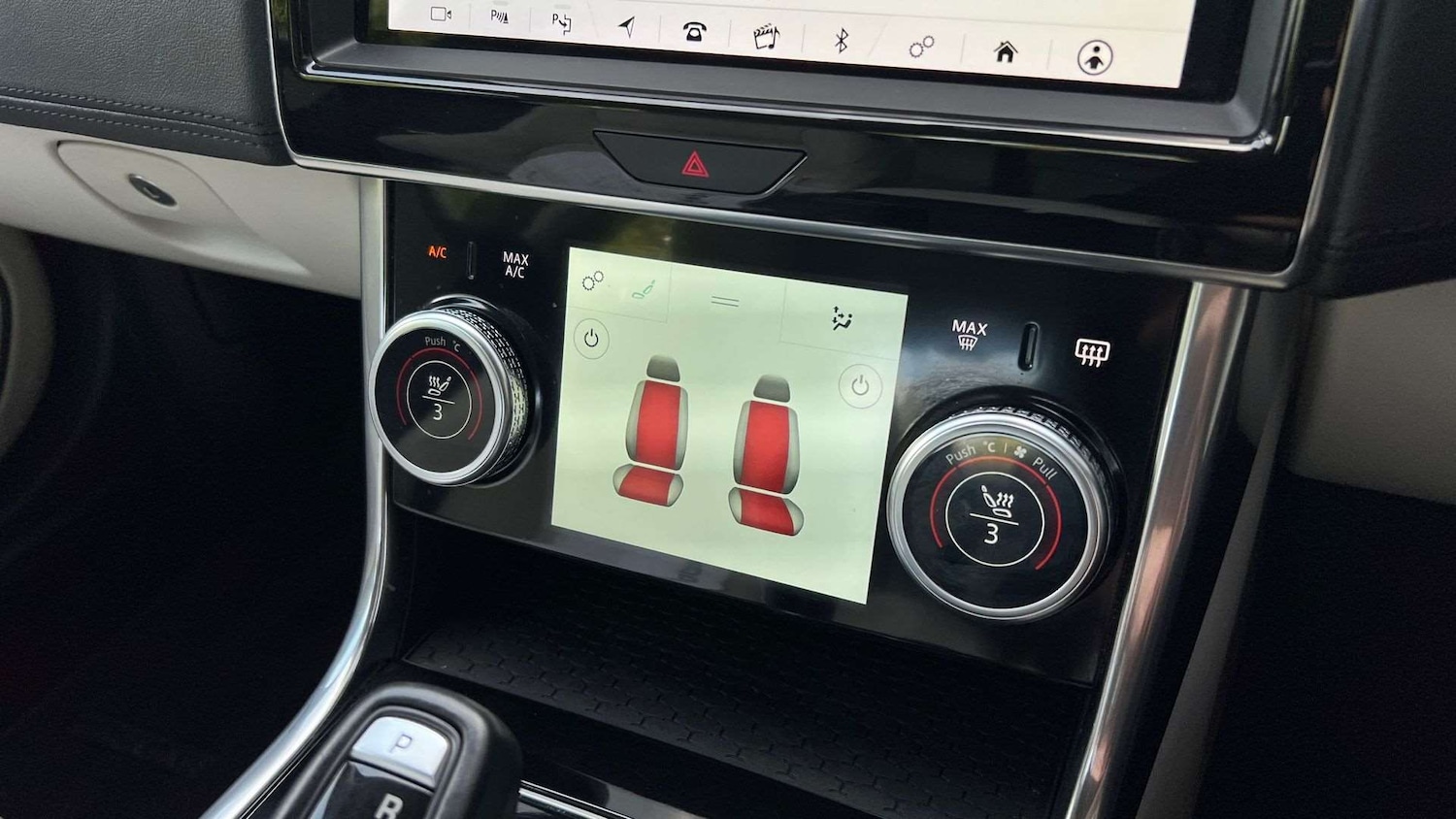 Used Jaguar XE 2019 for sale - 76459998: Photo 29