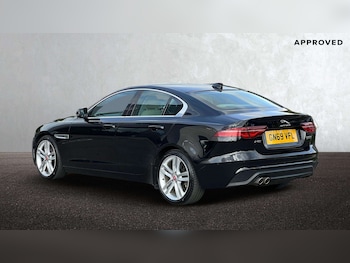 Used Jaguar XE 2019 for sale - 76459998: Photo