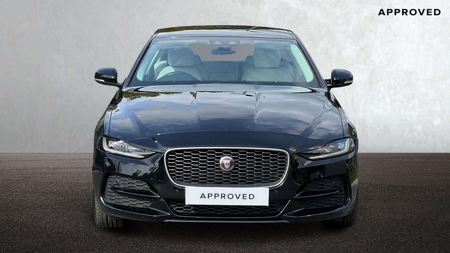 Used Jaguar XE 2019 for sale - 76459998: Photo 7