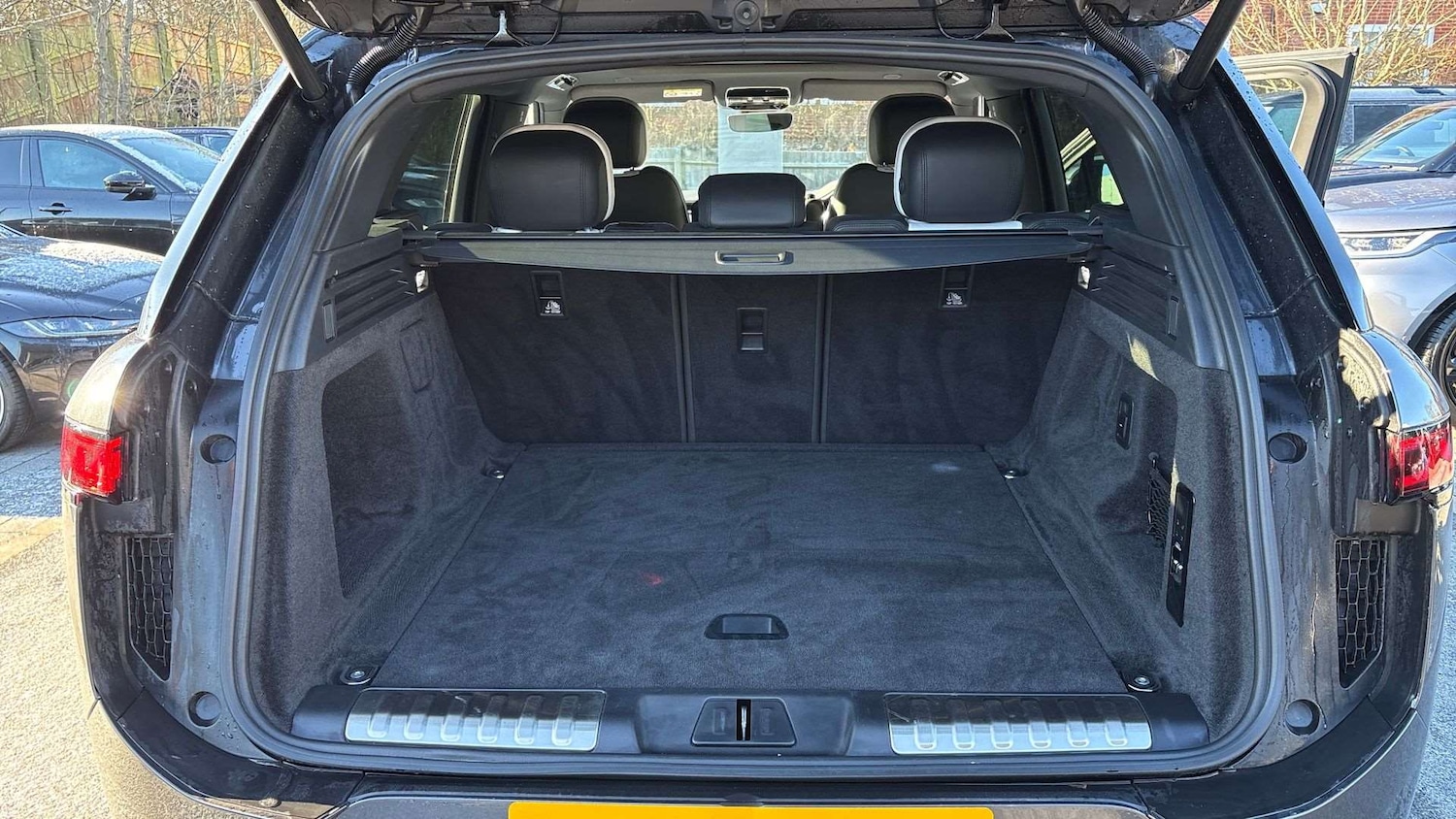 Used Land Rover Range Rover Sport 2024 for sale - 76661844: Photo 10