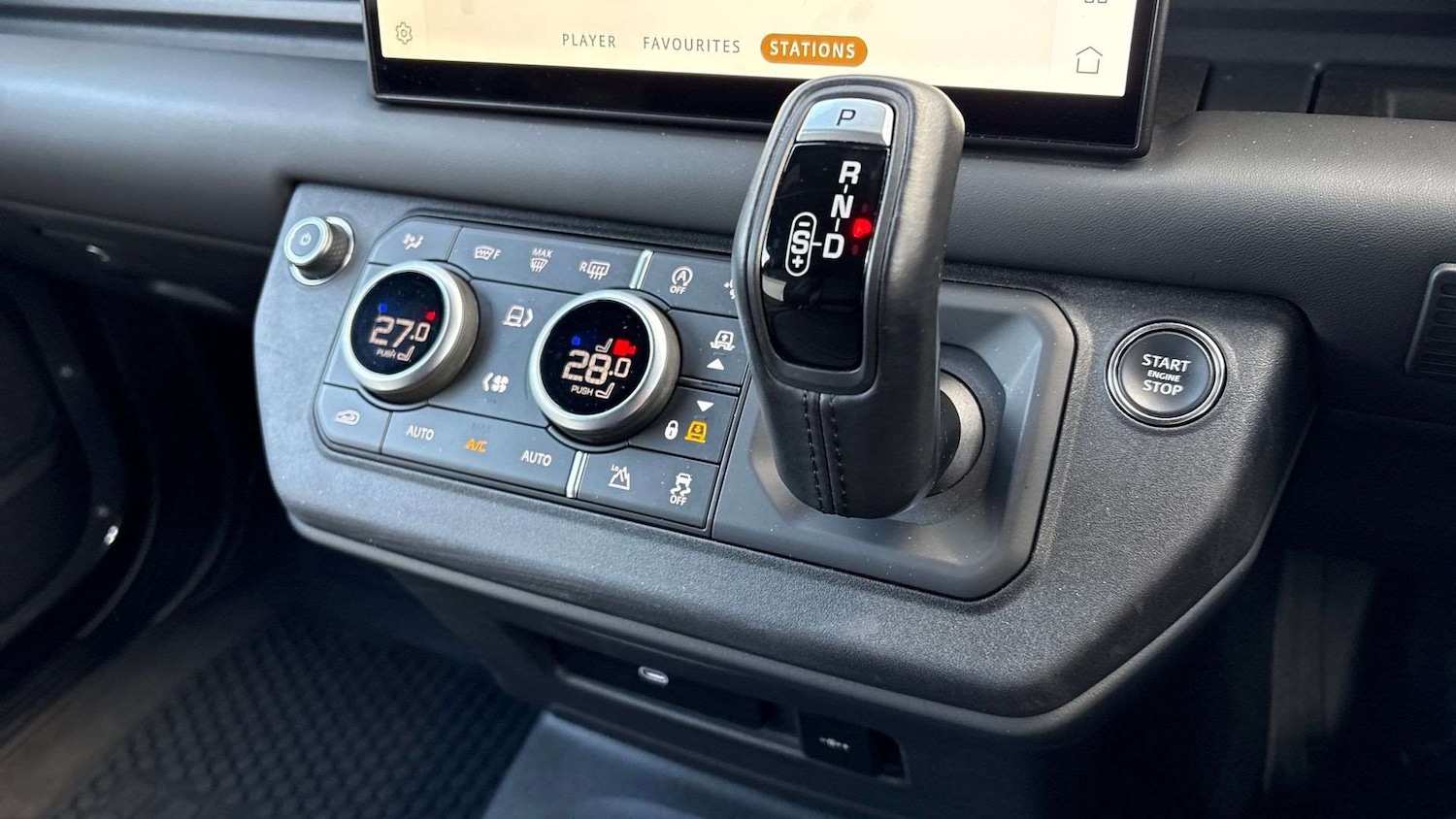 Used Land Rover Defender 90 2024 for sale - 77093458: Photo 13