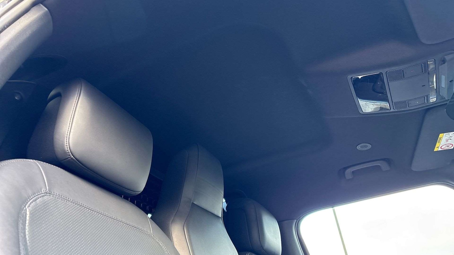 Used Land Rover Defender 90 2024 for sale - 77093458: Photo 21