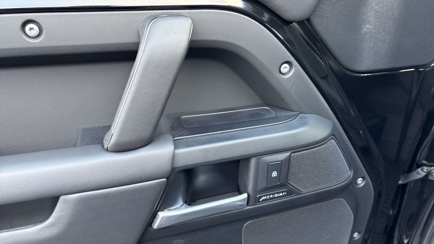 Used Land Rover Defender 90 2024 for sale - 77093458: Photo 29