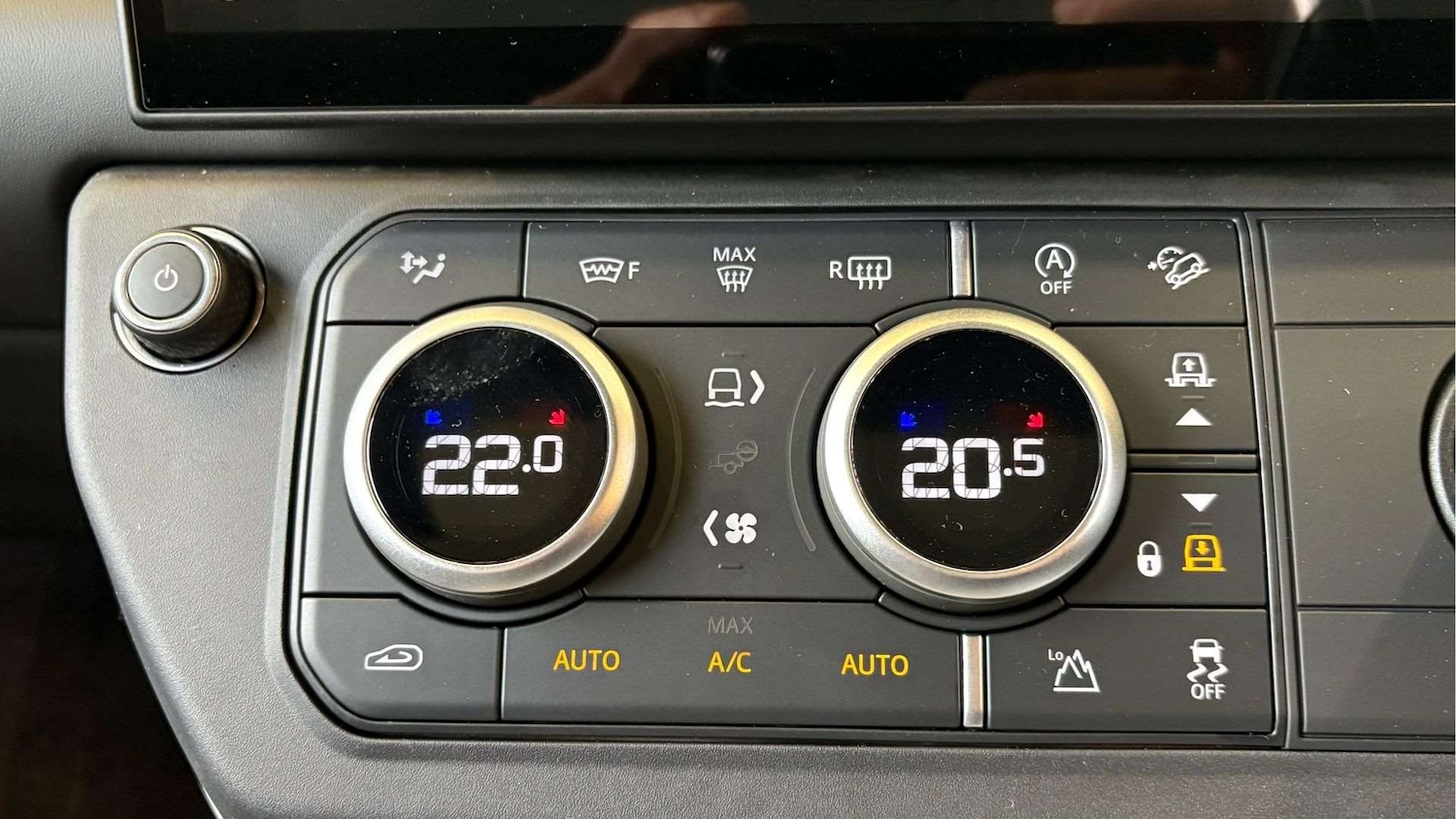 Used Land Rover Defender 90 2024 for sale - 77093458: Photo 35