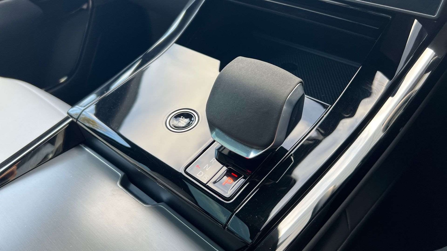 Used Land Rover Range Rover Sport 2024 for sale - 76587673: Photo 13