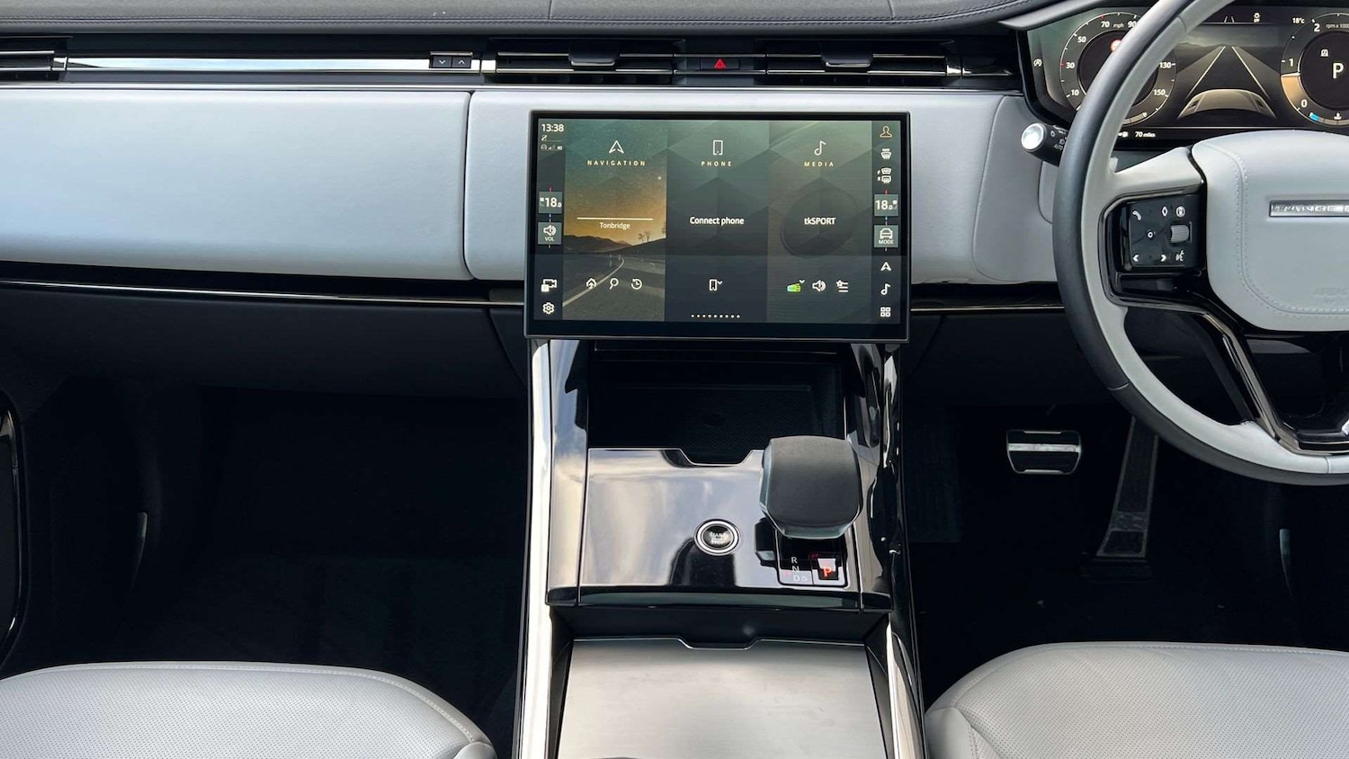 Used Land Rover Range Rover Sport 2024 for sale - 76587673: Photo 14