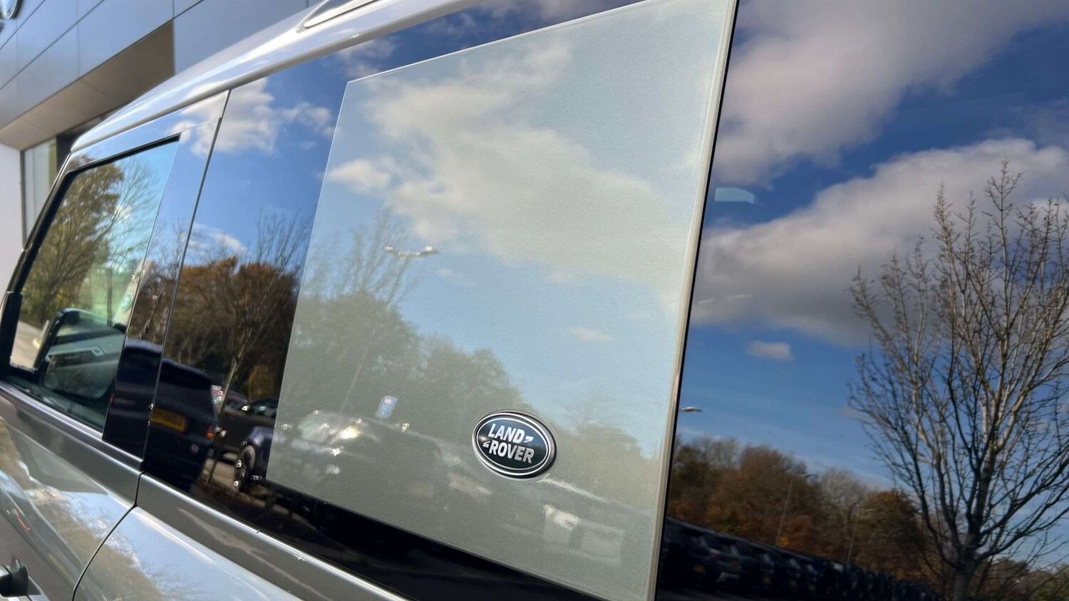 Used Land Rover Defender 2021 for sale - 77500351: Photo 31