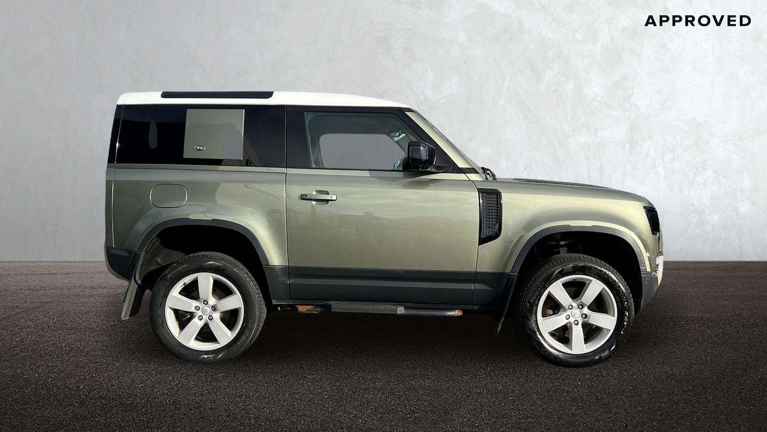 Used Land Rover Defender 2021 for sale - 77500351: Photo 5