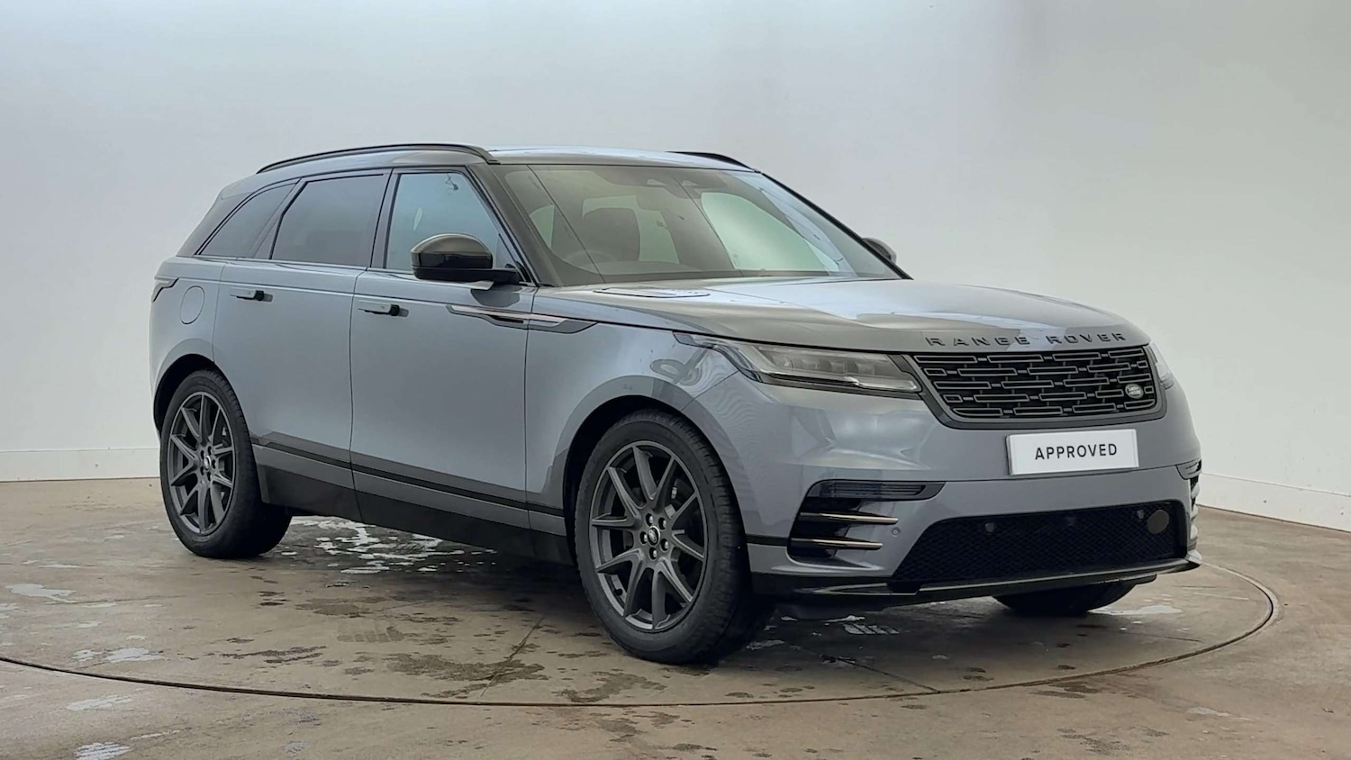 Used Land Rover Range Rover Velar 2024 for sale - 76460494: Photo 1