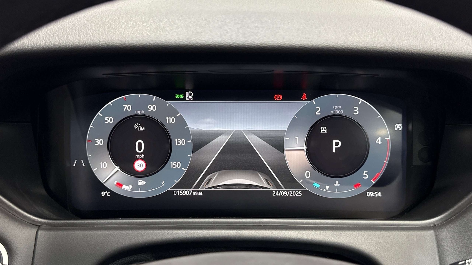 Used Land Rover Range Rover Velar 2024 for sale - 76460494: Photo 16