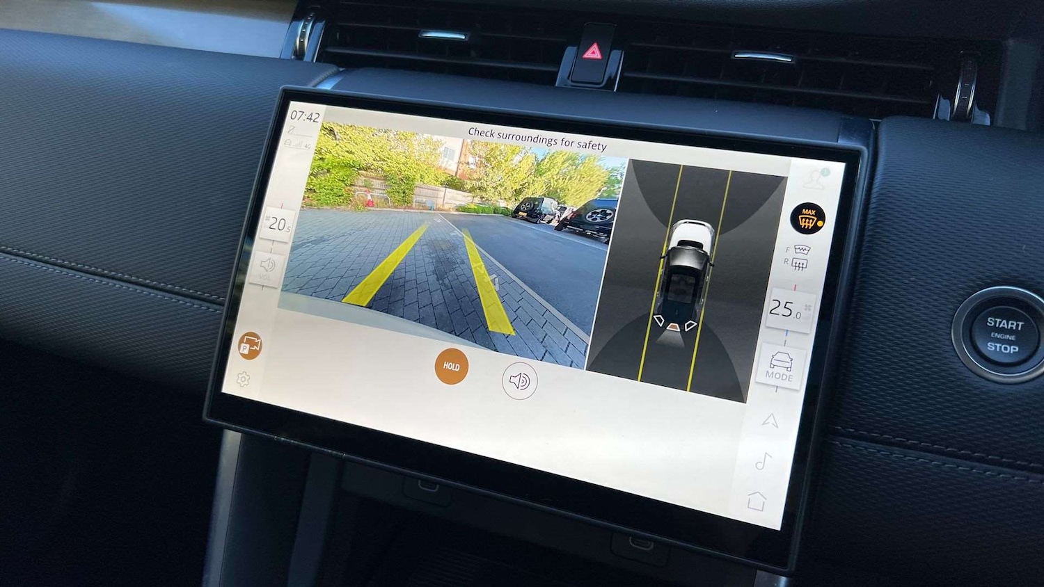 Used Land Rover Discovery Sport 2025 for sale - 78037388: Photo 12