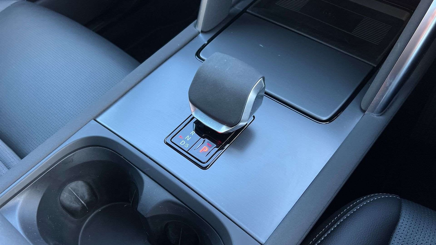 Used Land Rover Discovery Sport 2025 for sale - 78037388: Photo 13