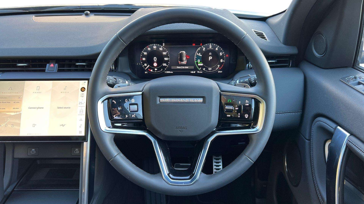 Used Land Rover Discovery Sport 2025 for sale - 78037388: Photo 15