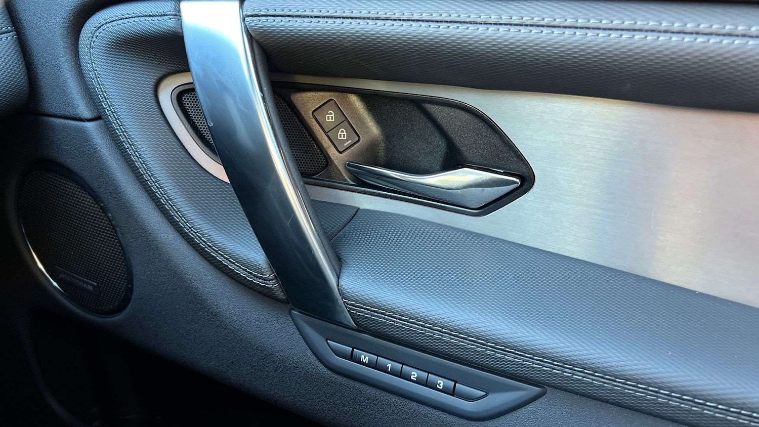 Used Land Rover Discovery Sport 2025 for sale - 78037388: Photo 21