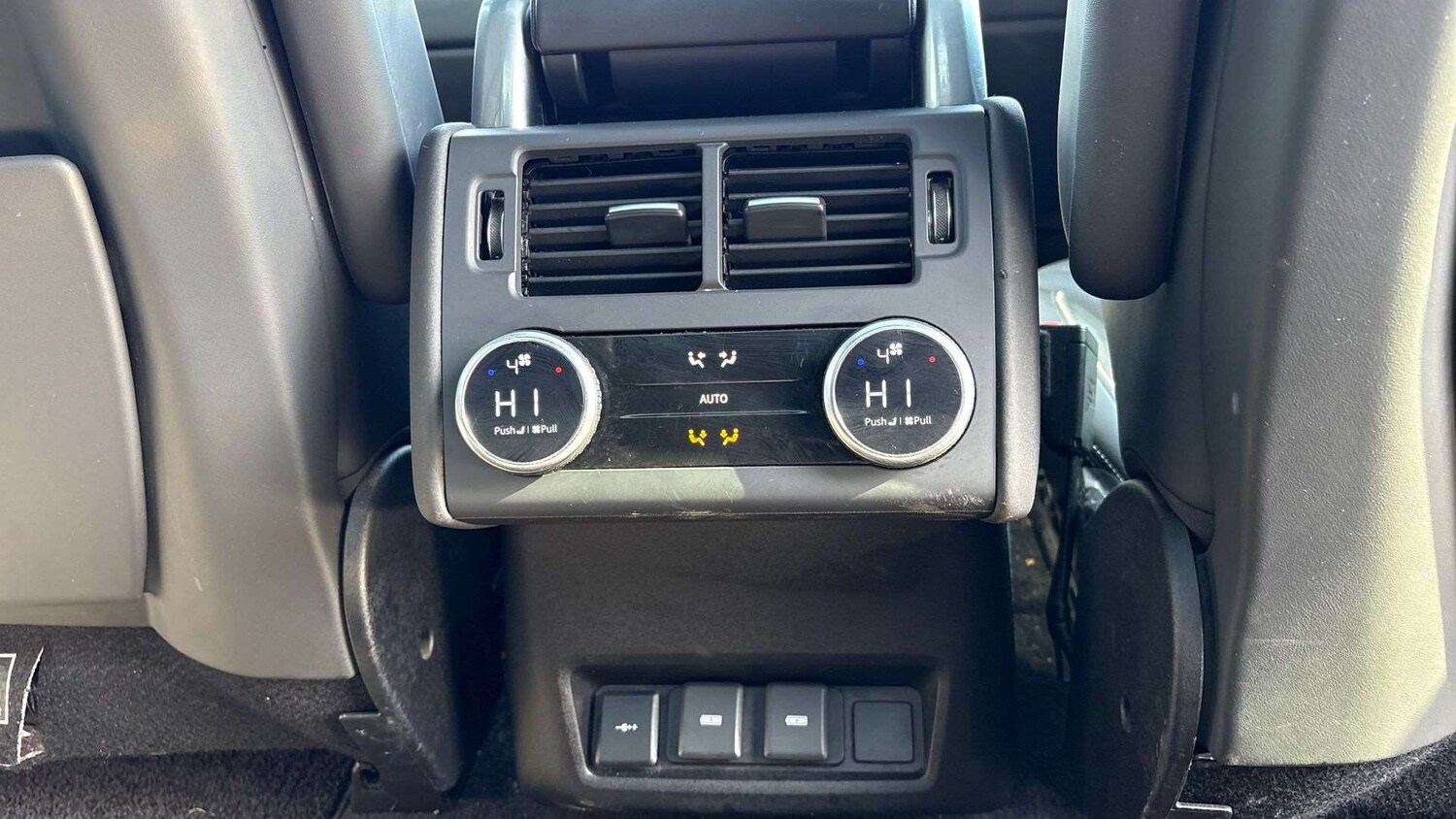 Used Land Rover Discovery 2023 for sale - 77443532: Photo 18