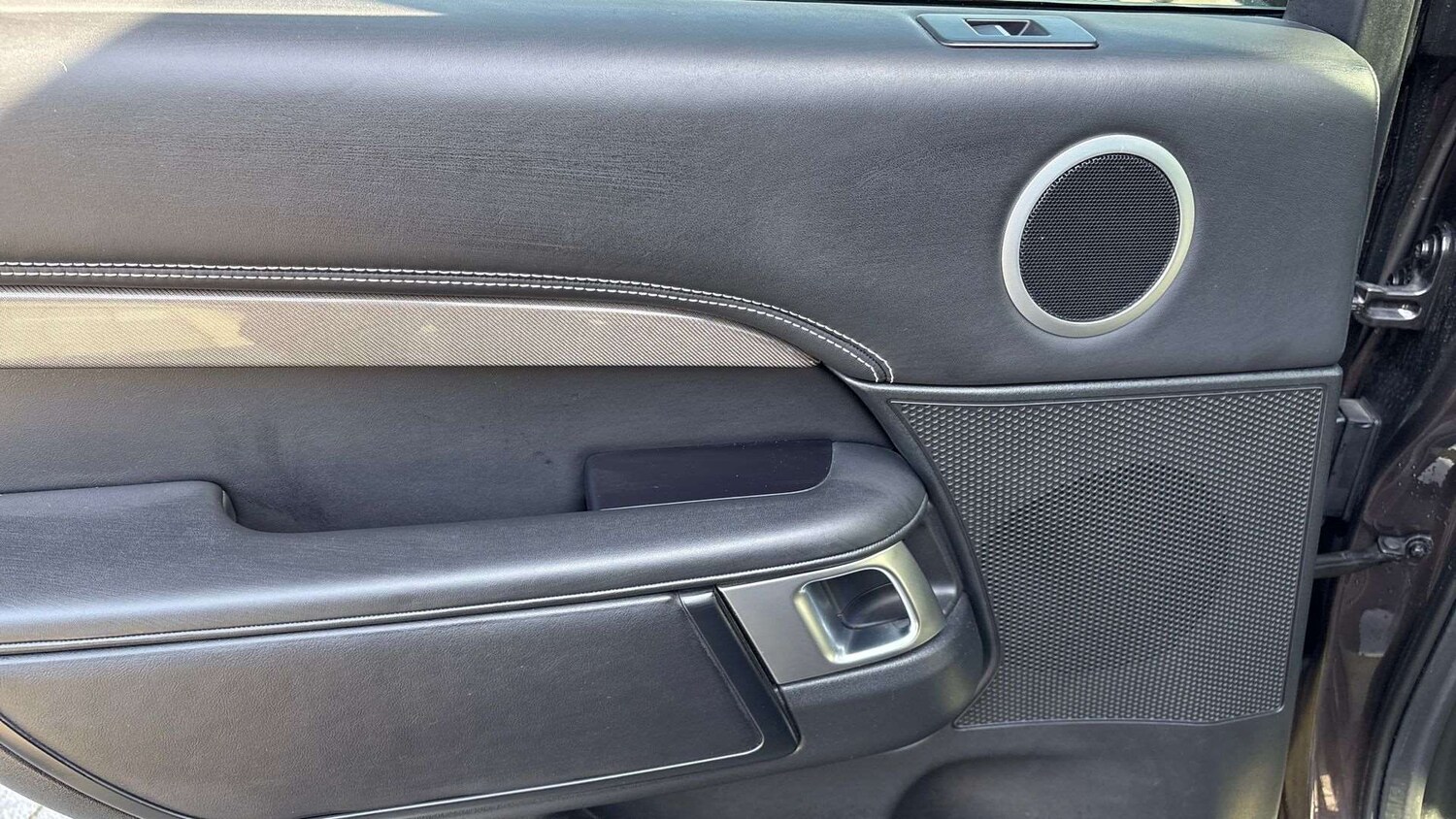 Used Land Rover Discovery 2023 for sale - 77443532: Photo 31