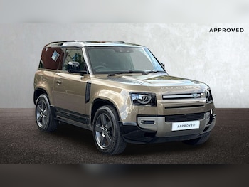 Used Land Rover Defender 2024 for sale - 76460360: Photo