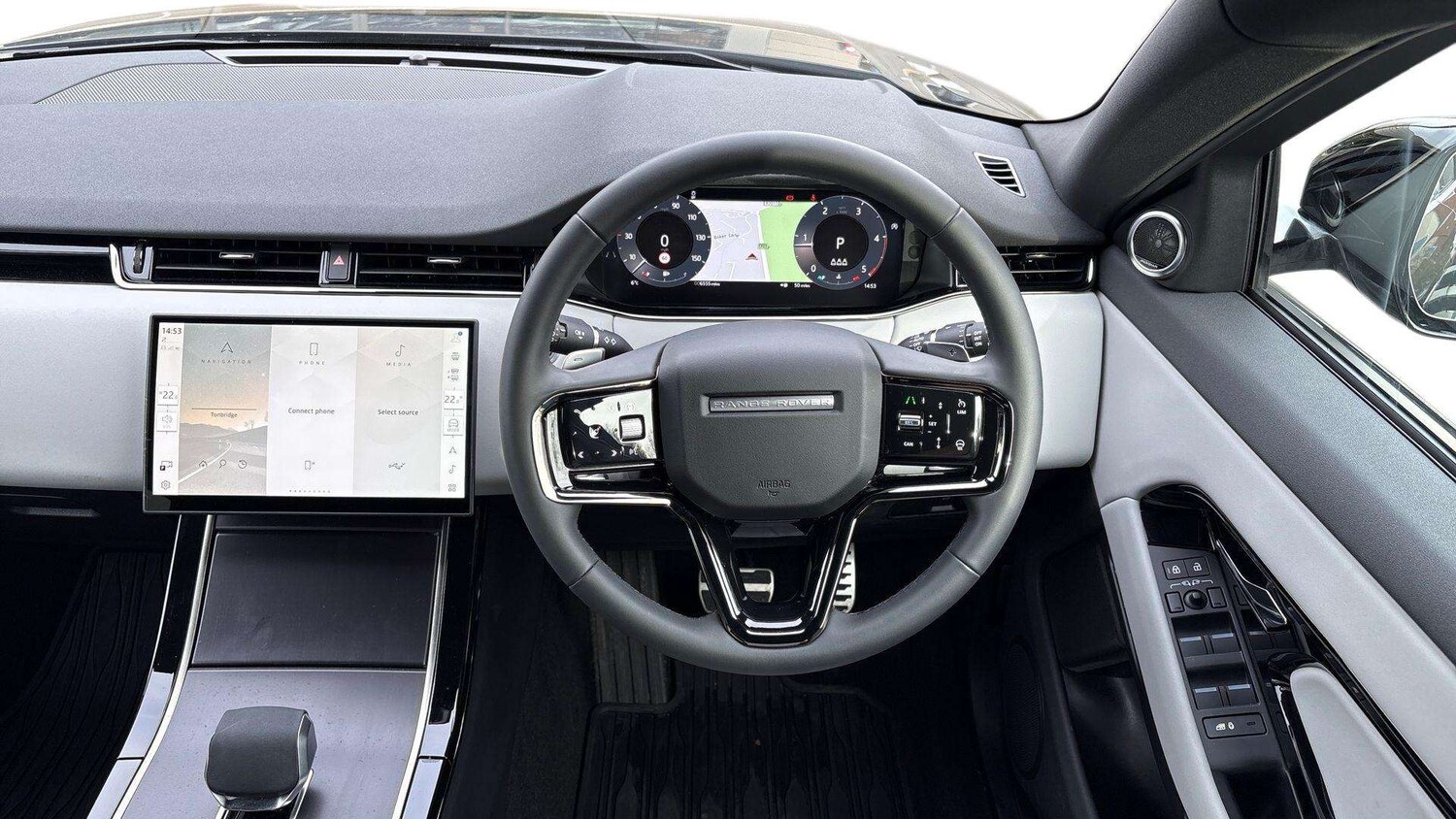 Used Land Rover Range Rover Evoque 2025 for sale - 77526945: Photo 15