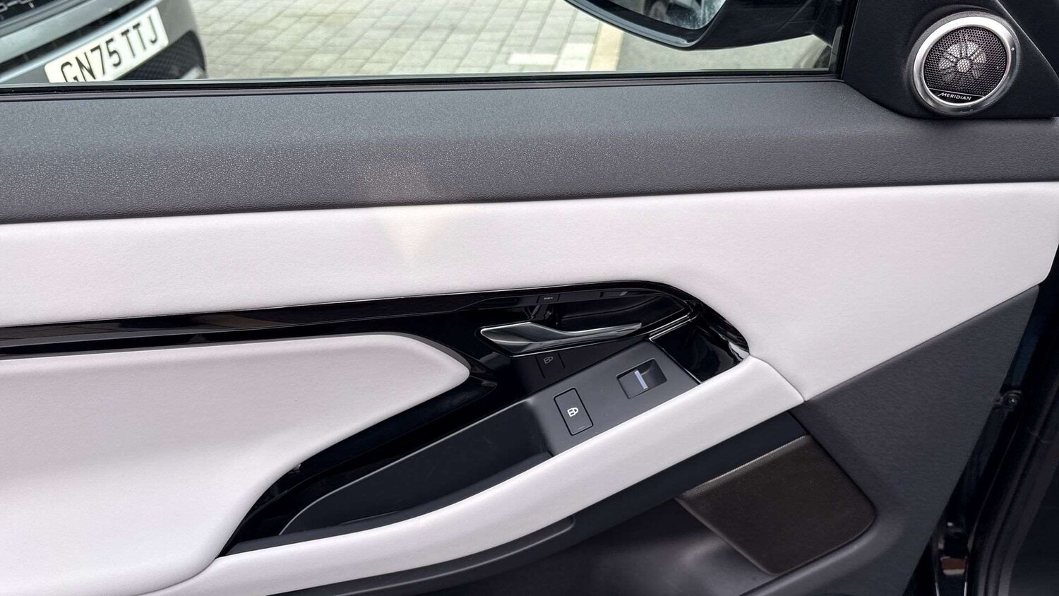 Used Land Rover Range Rover Evoque 2025 for sale - 77526945: Photo 29