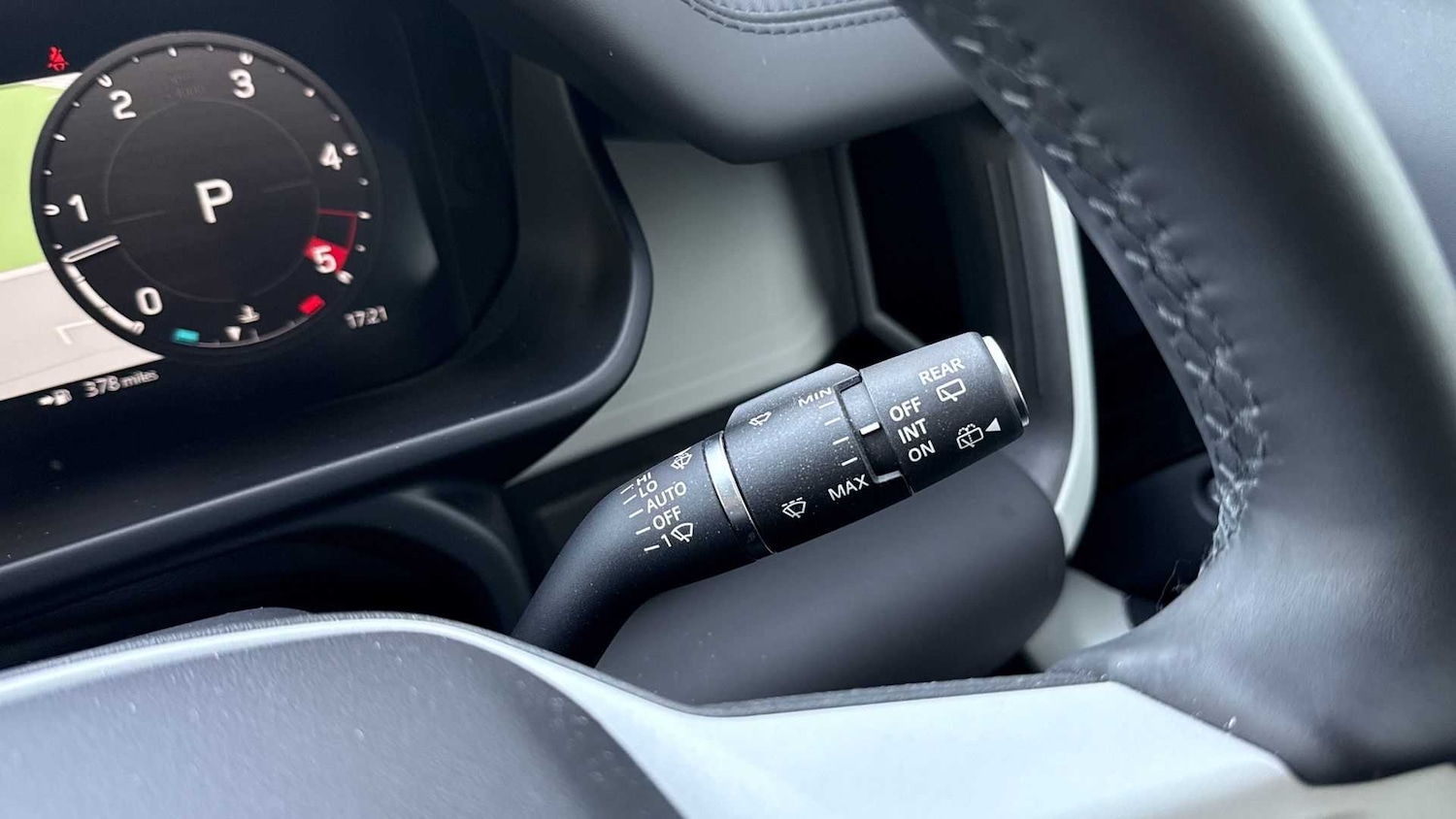 Used Land Rover Defender 2024 for sale - 76460260: Photo 26