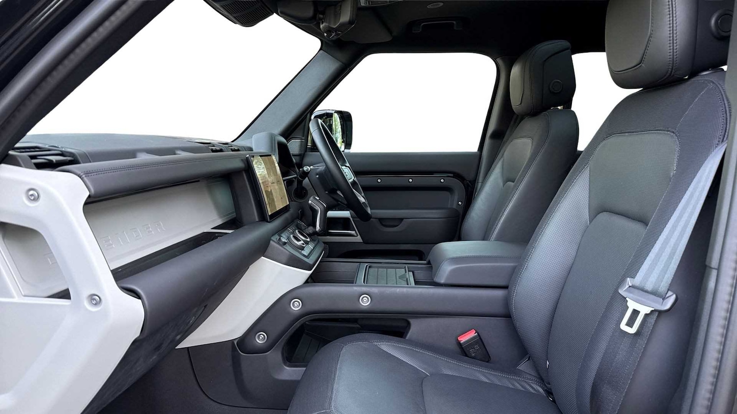 Used Land Rover Defender 2024 for sale - 76460260: Photo 3