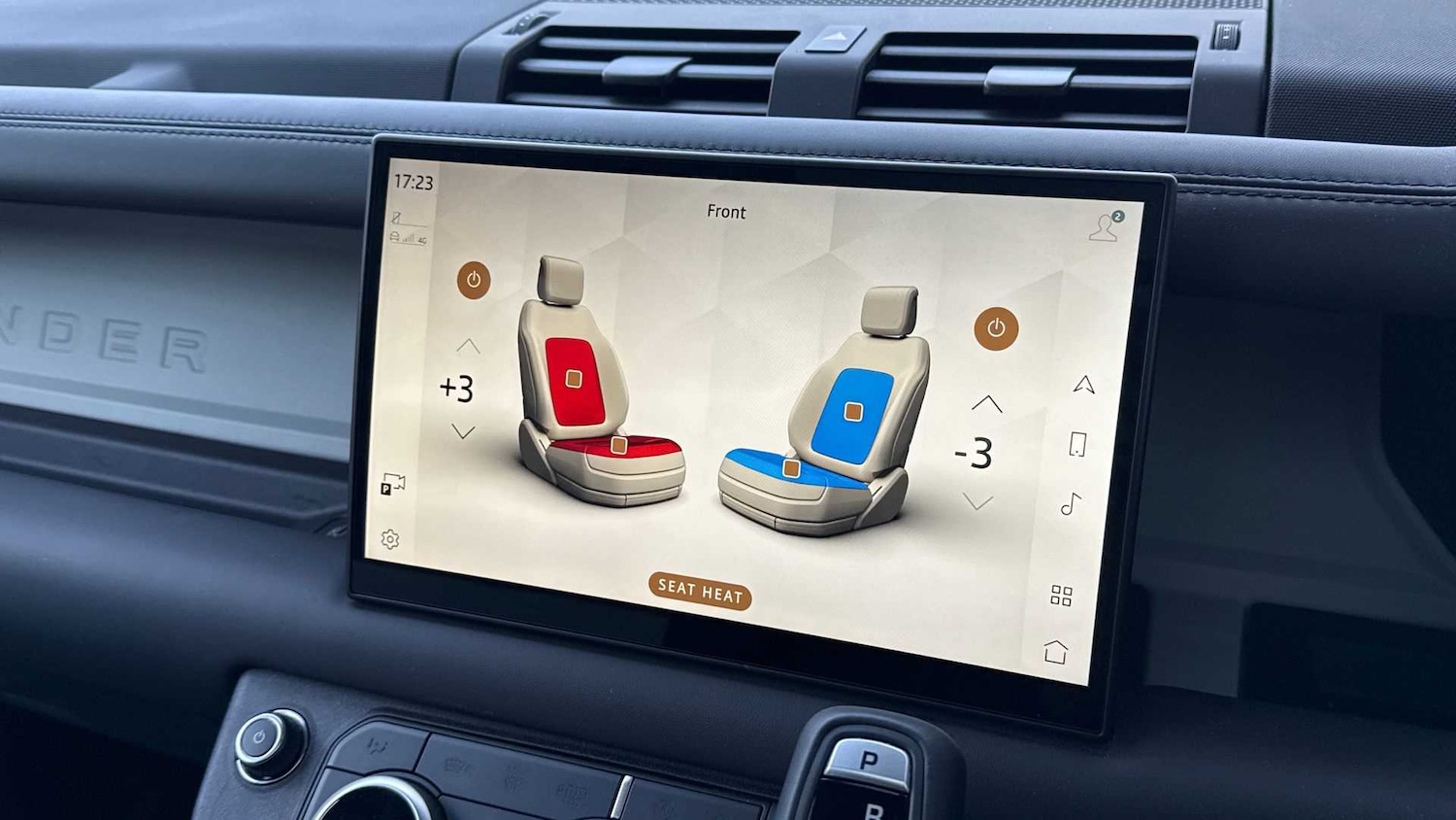 Used Land Rover Defender 2024 for sale - 76460260: Photo 32