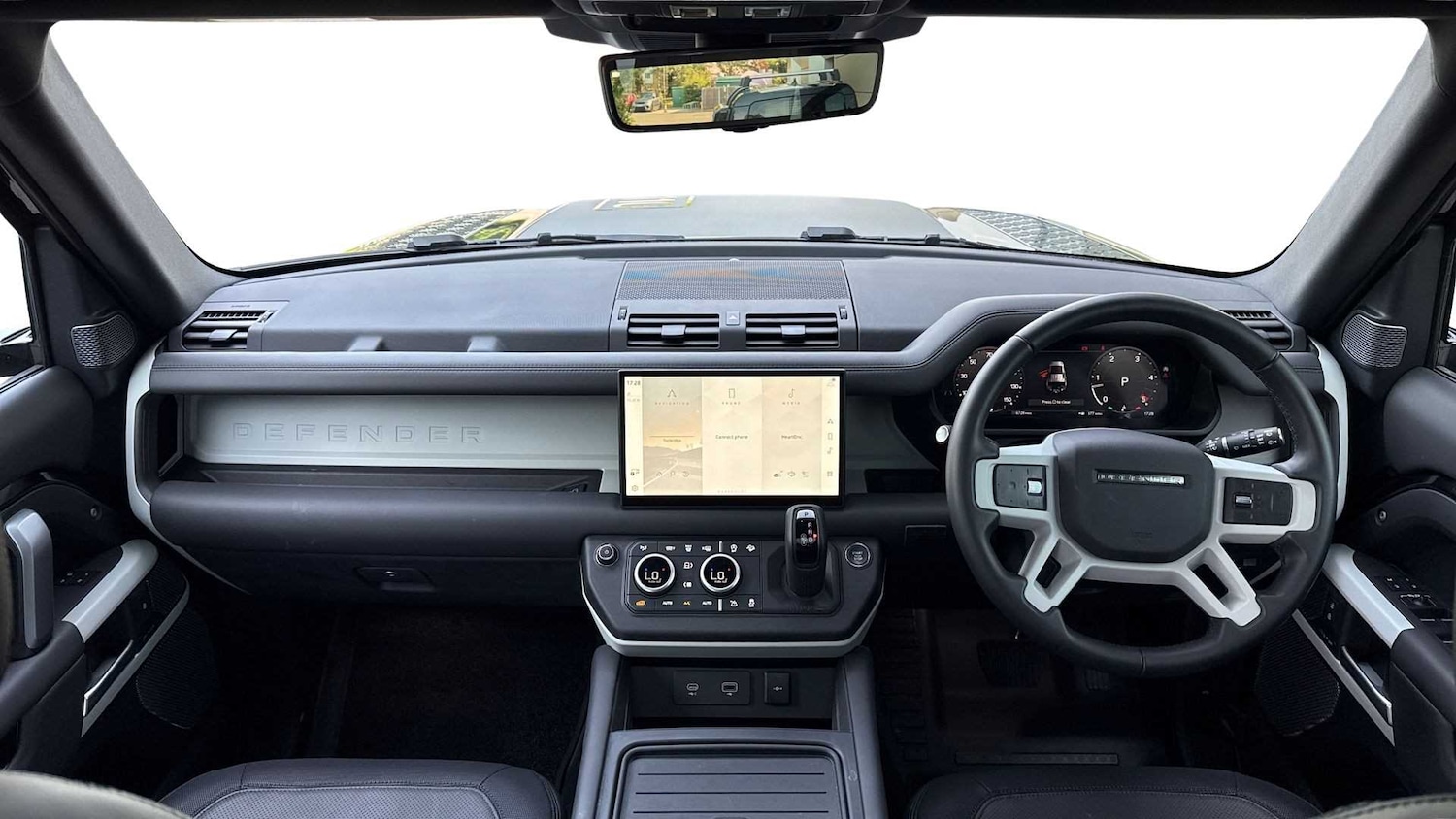 Used Land Rover Defender 2024 for sale - 76460260: Photo 9