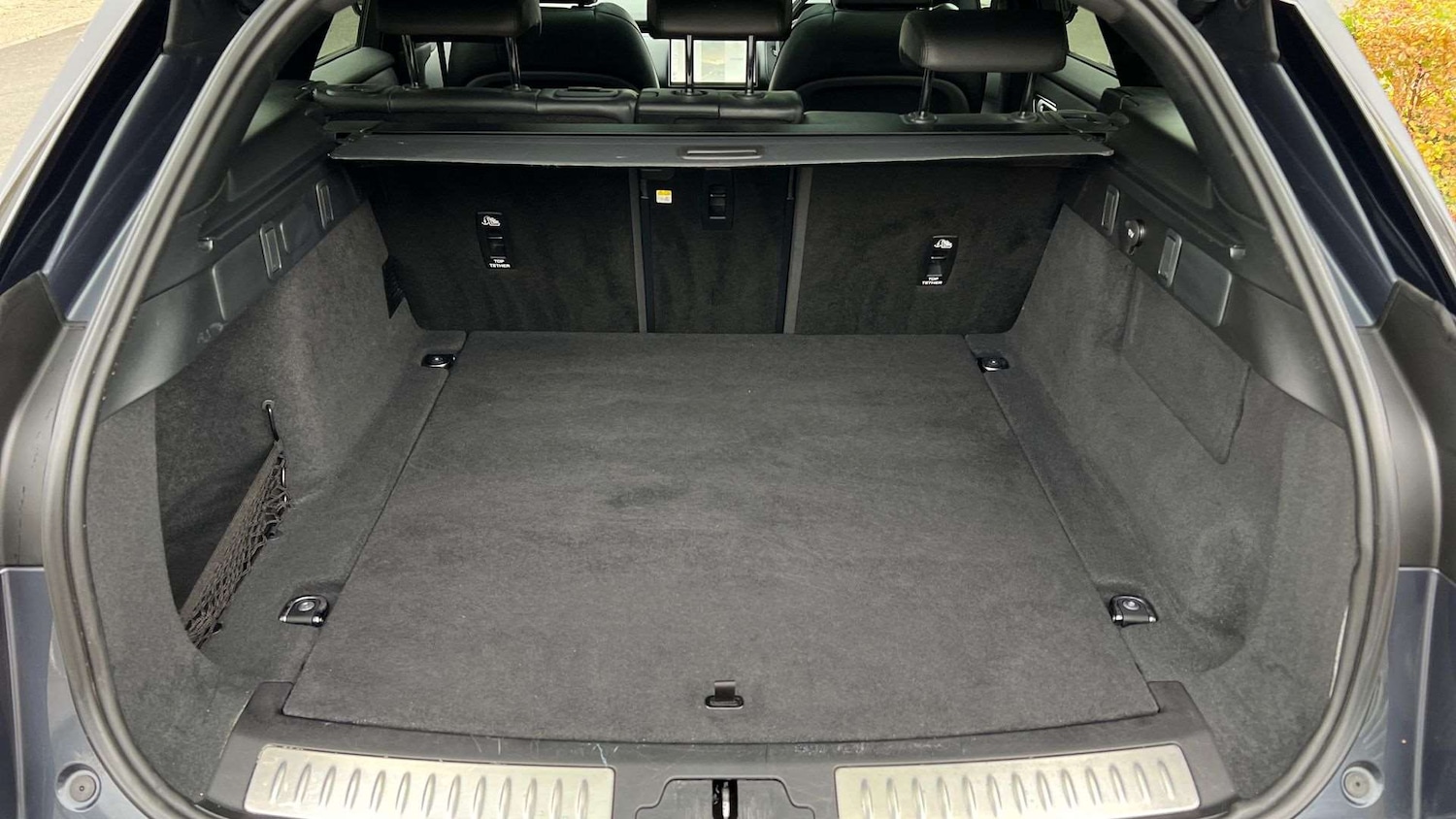 Used Land Rover Range Rover Velar 2024 for sale - 76459874: Photo 10