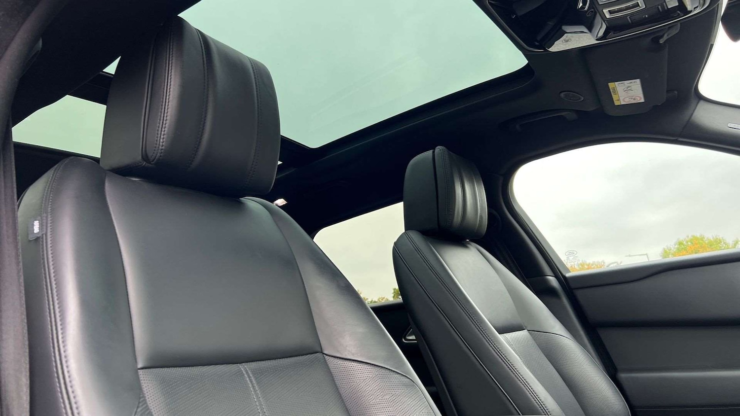 Used Land Rover Range Rover Velar 2024 for sale - 76459874: Photo 21