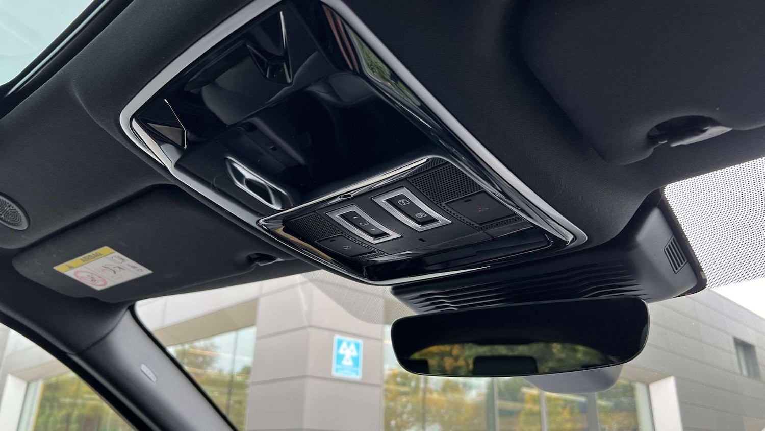 Used Land Rover Range Rover Velar 2024 for sale - 76459874: Photo 23