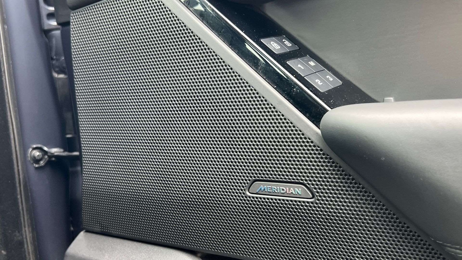 Used Land Rover Range Rover Velar 2024 for sale - 76459874: Photo 24